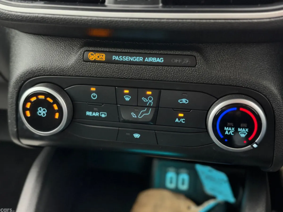 Ford Focus Hatchback, Diesel, 2021, White