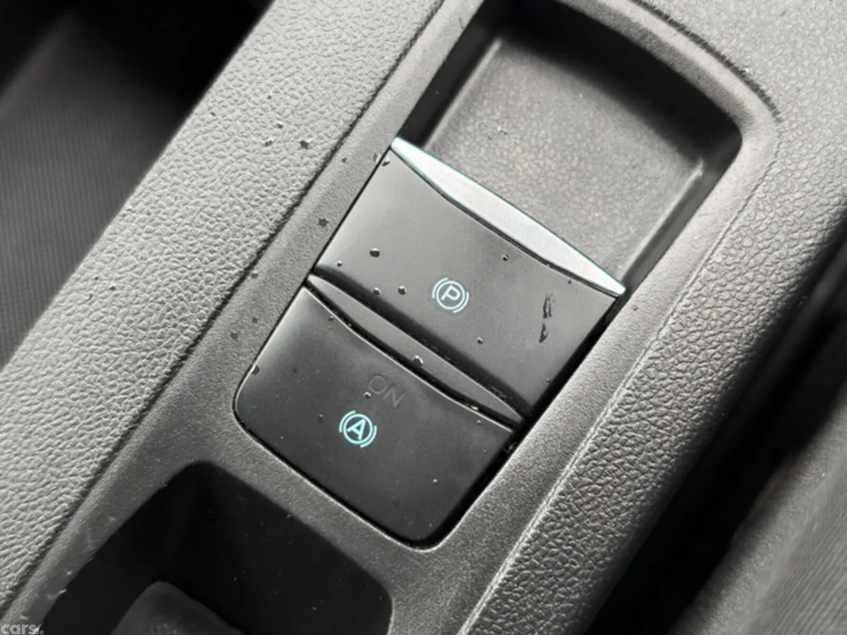 Ford Focus Hatchback, Diesel, 2021, White