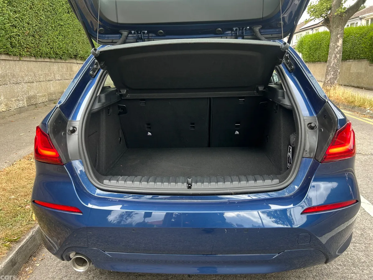 BMW 1-Series Hatchback, Diesel, 2021, Blue