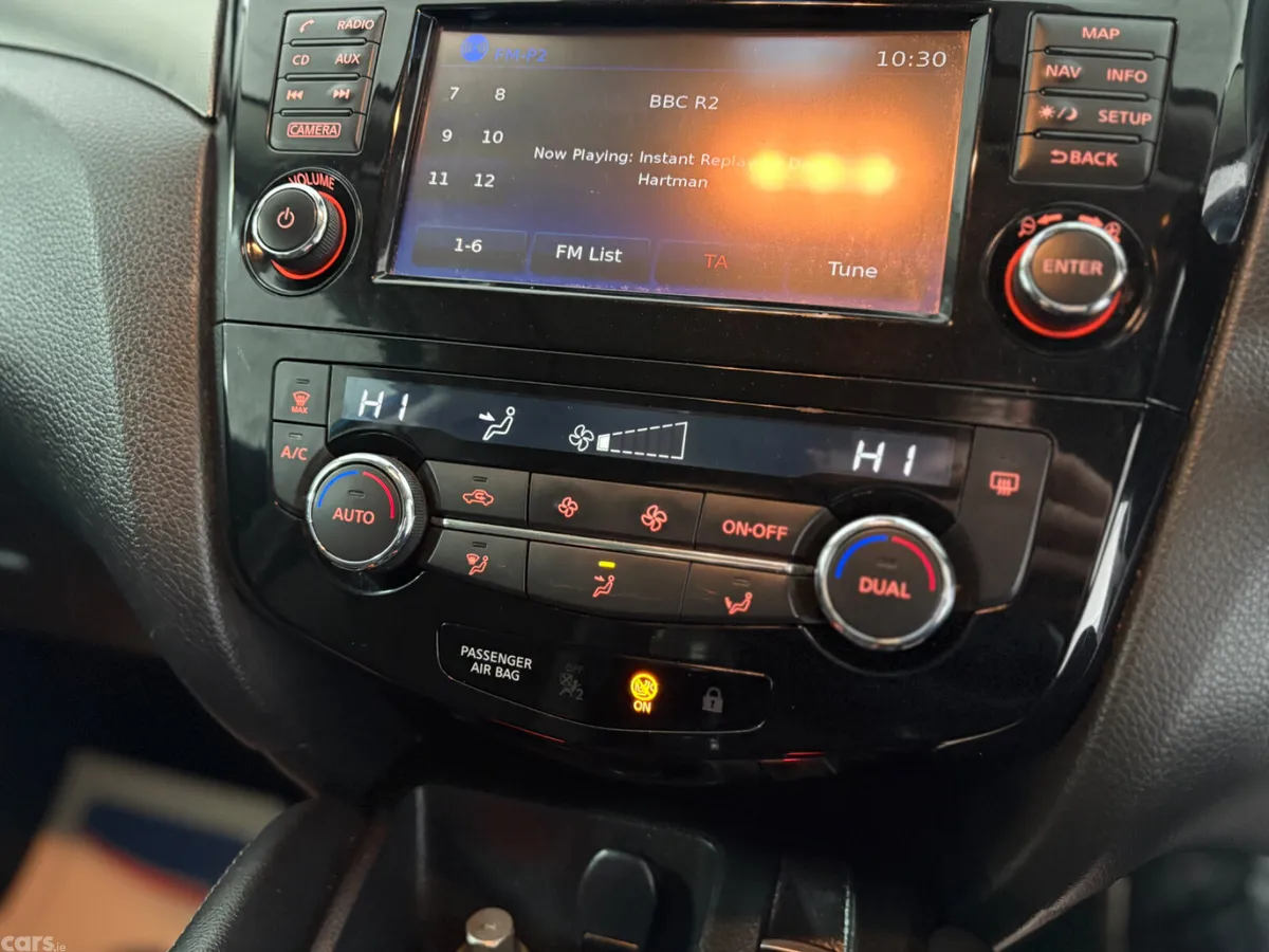Nissan Qashqai Hatchback, Diesel, 2018, Blue