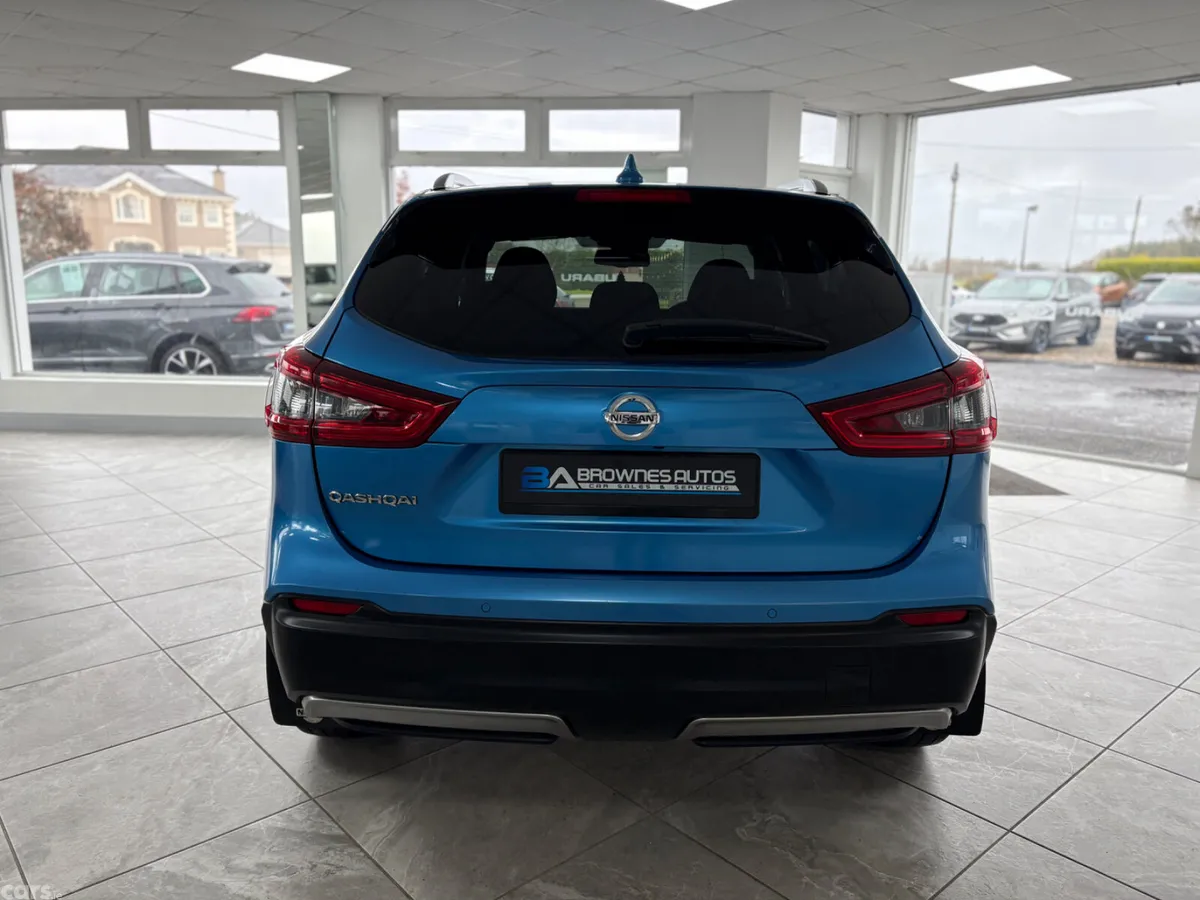 Nissan Qashqai Hatchback, Diesel, 2018, Blue