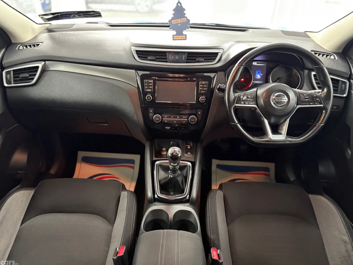 Nissan Qashqai Hatchback, Diesel, 2018, Blue