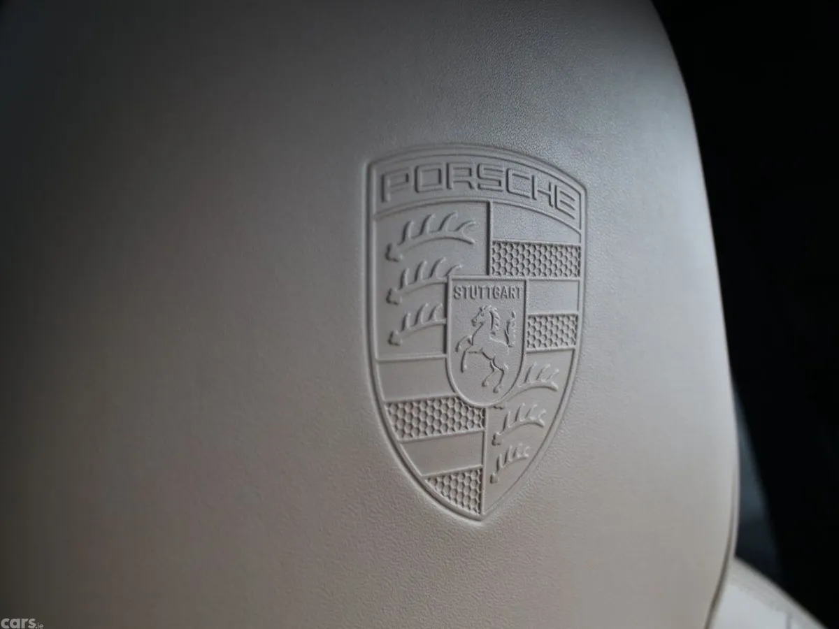 Porsche Cayenne SUV, Petrol Plug-in Hybrid, 2026, Black