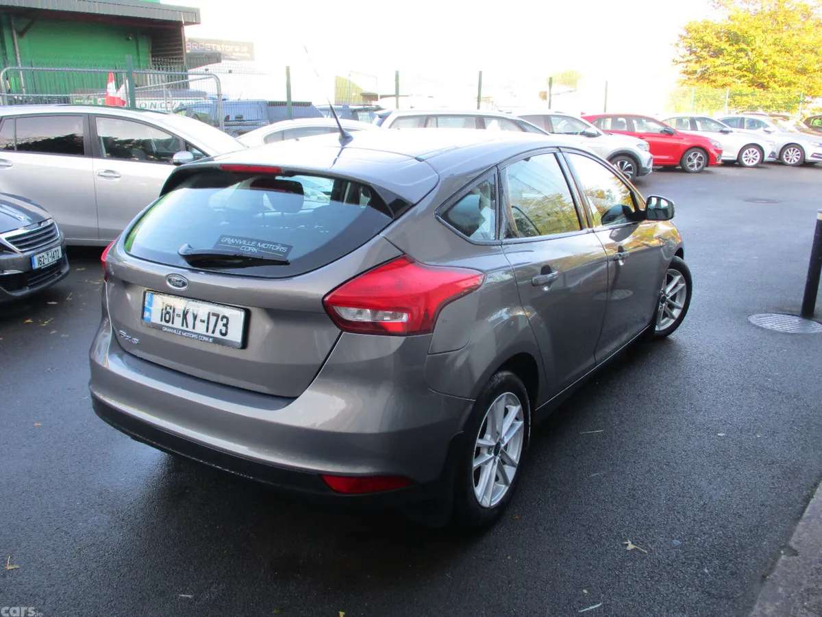 Ford Focus Hatchback, Diesel, 2016, Brown
