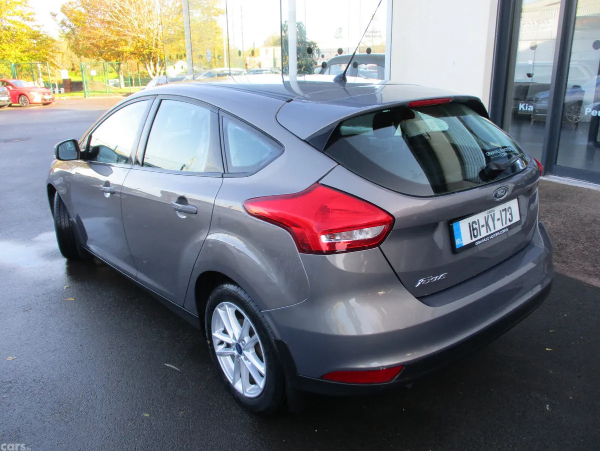 Ford Focus Hatchback, Diesel, 2016, Brown