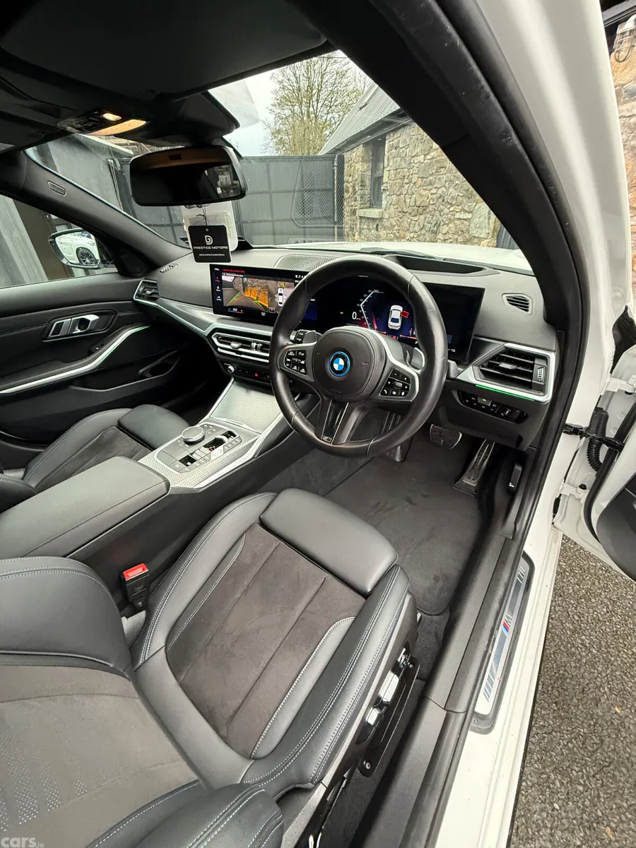 BMW 3-Series Saloon, Petrol Plug-in Hybrid, 2023, White