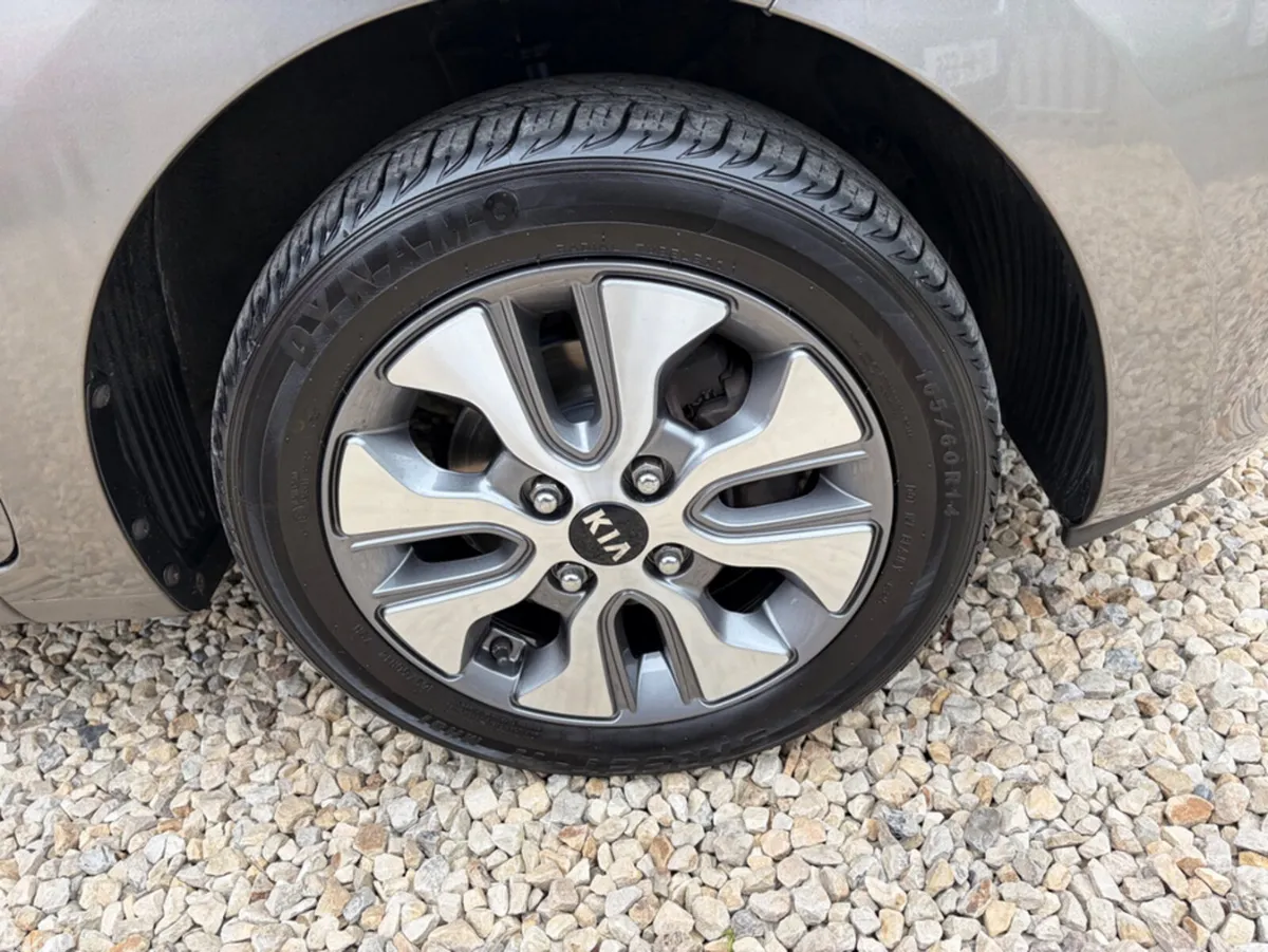 Kia Picanto Hatchback, Petrol, 2017, Grey