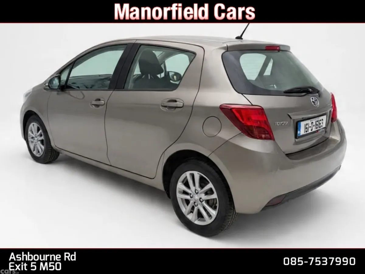 Toyota Yaris Hatchback, Petrol, 2016, Grey