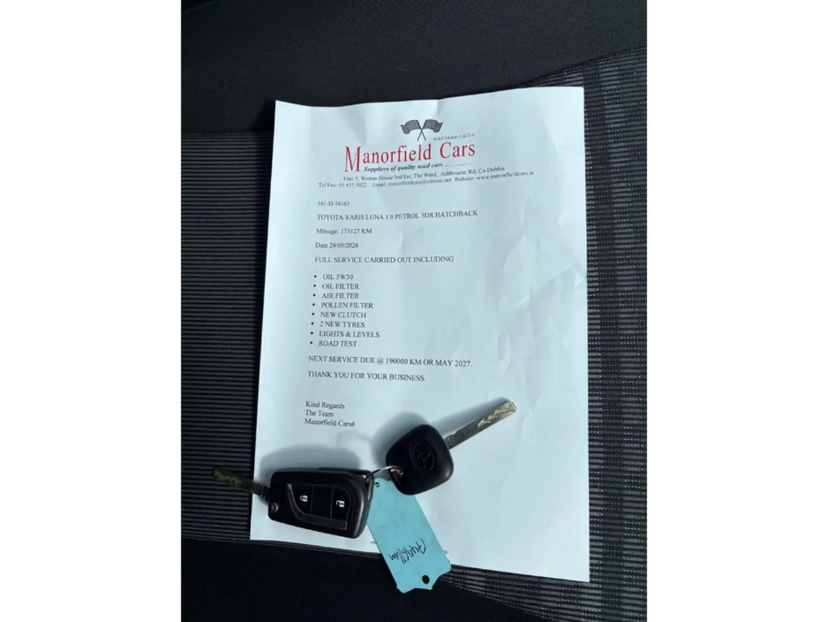 Toyota Yaris Hatchback, Petrol, 2016, Grey