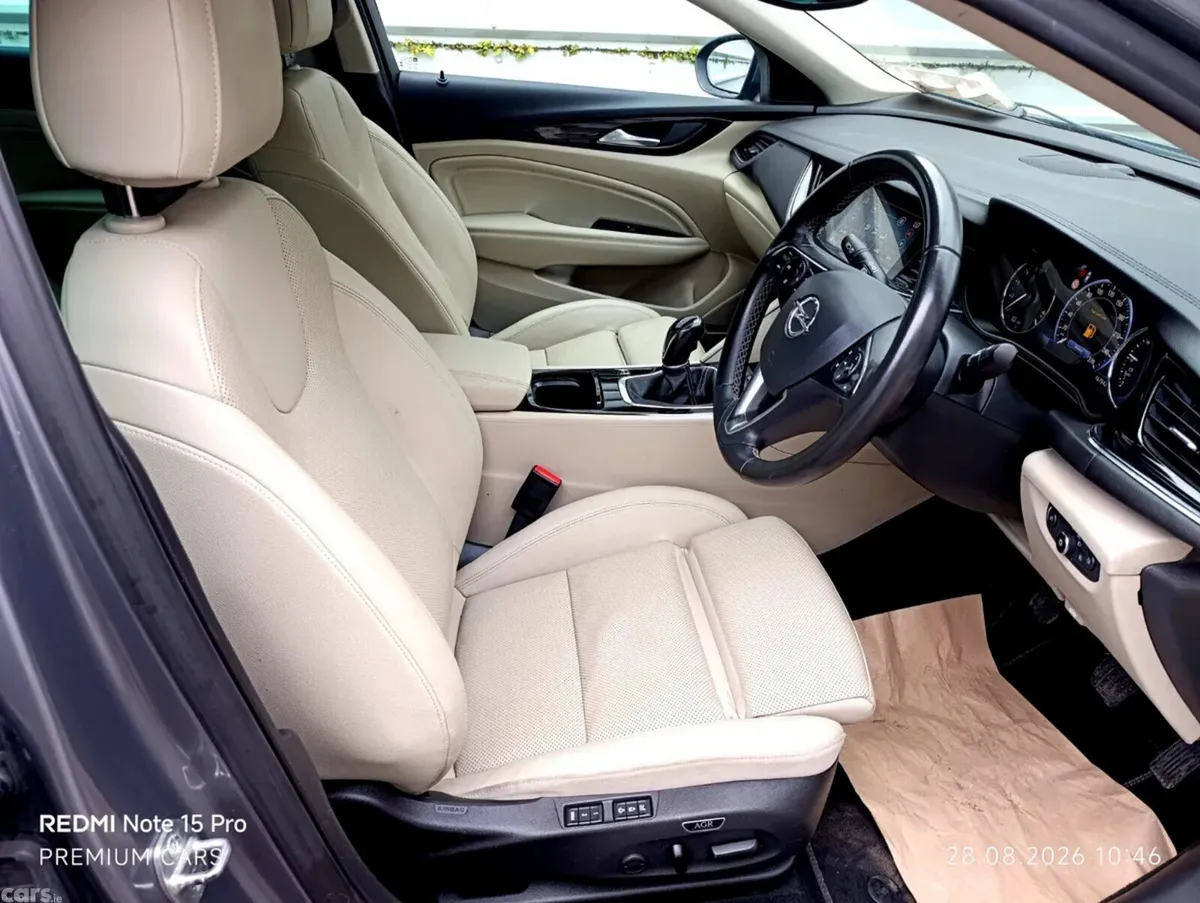 Opel Insignia Hatchback, Diesel, 2019, Grey