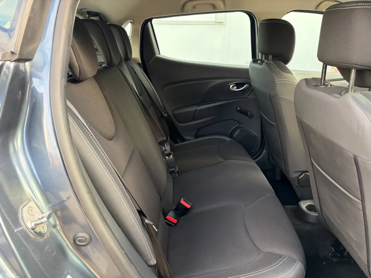 Renault Clio Hatchback, Petrol, 2018, Grey