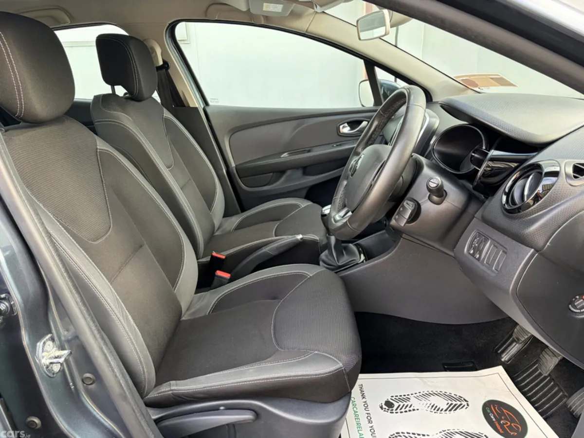 Renault Clio Hatchback, Petrol, 2018, Grey