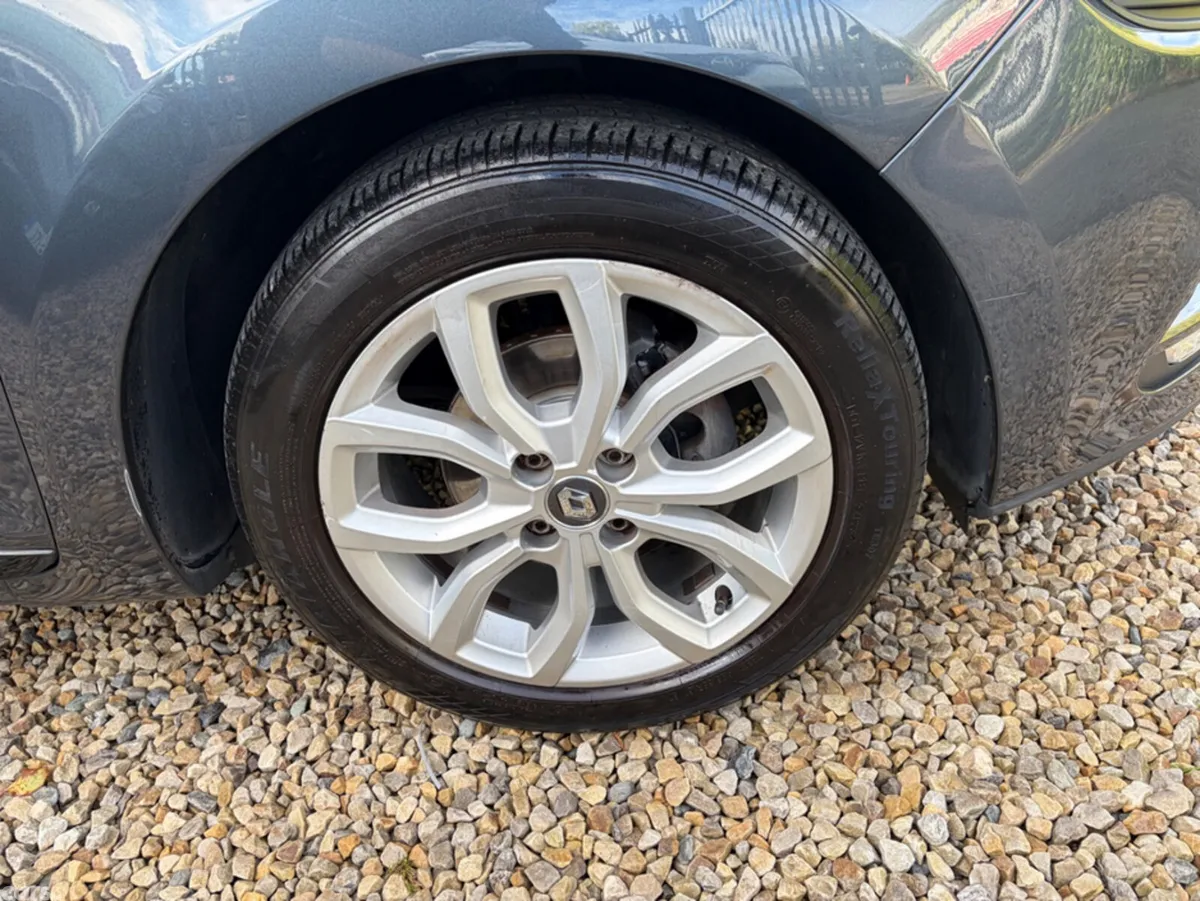 Renault Clio Hatchback, Petrol, 2018, Grey