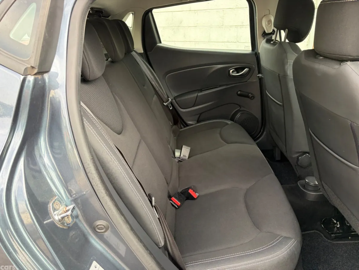 Renault Clio Hatchback, Petrol, 2019, Grey