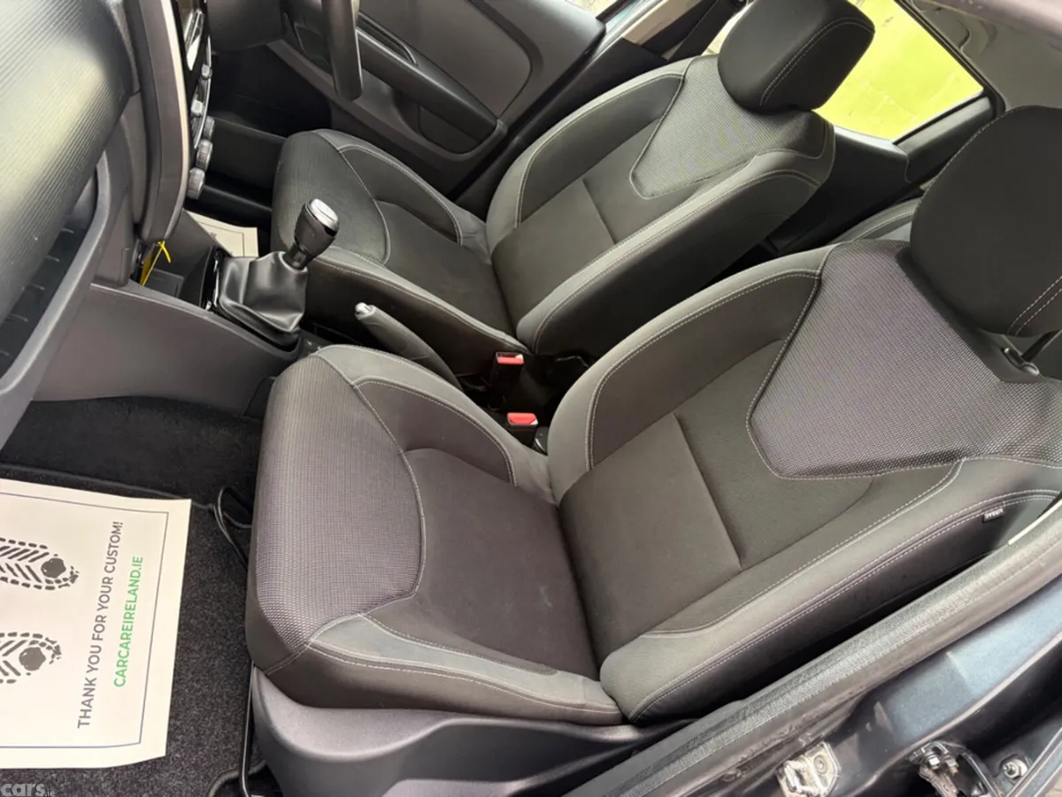 Renault Clio Hatchback, Petrol, 2019, Grey
