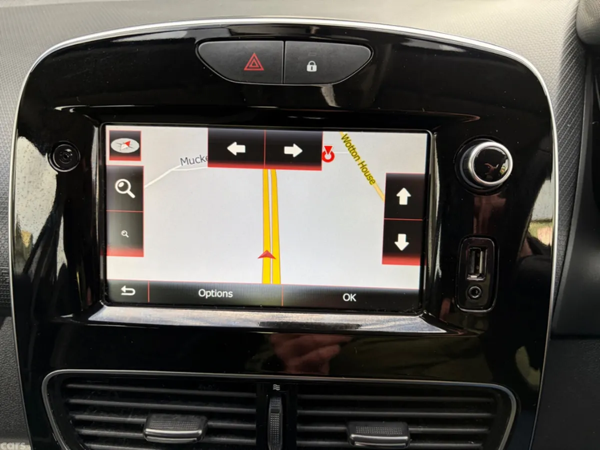 Renault Clio Hatchback, Petrol, 2019, Grey