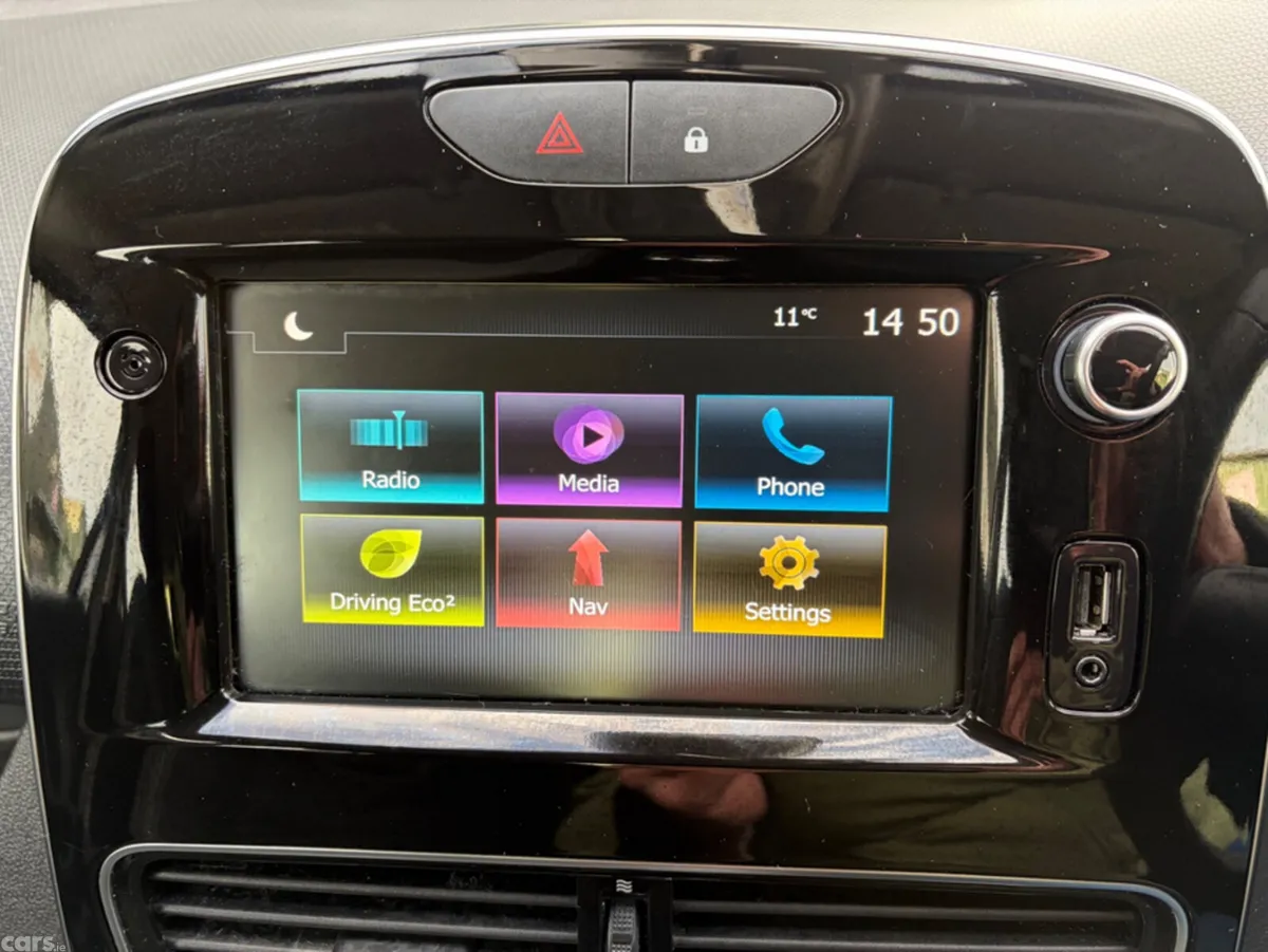 Renault Clio Hatchback, Petrol, 2019, Grey