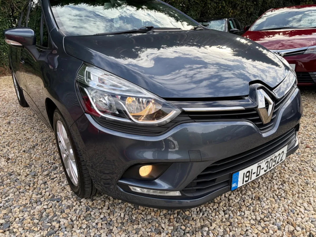 Renault Clio Hatchback, Petrol, 2019, Grey
