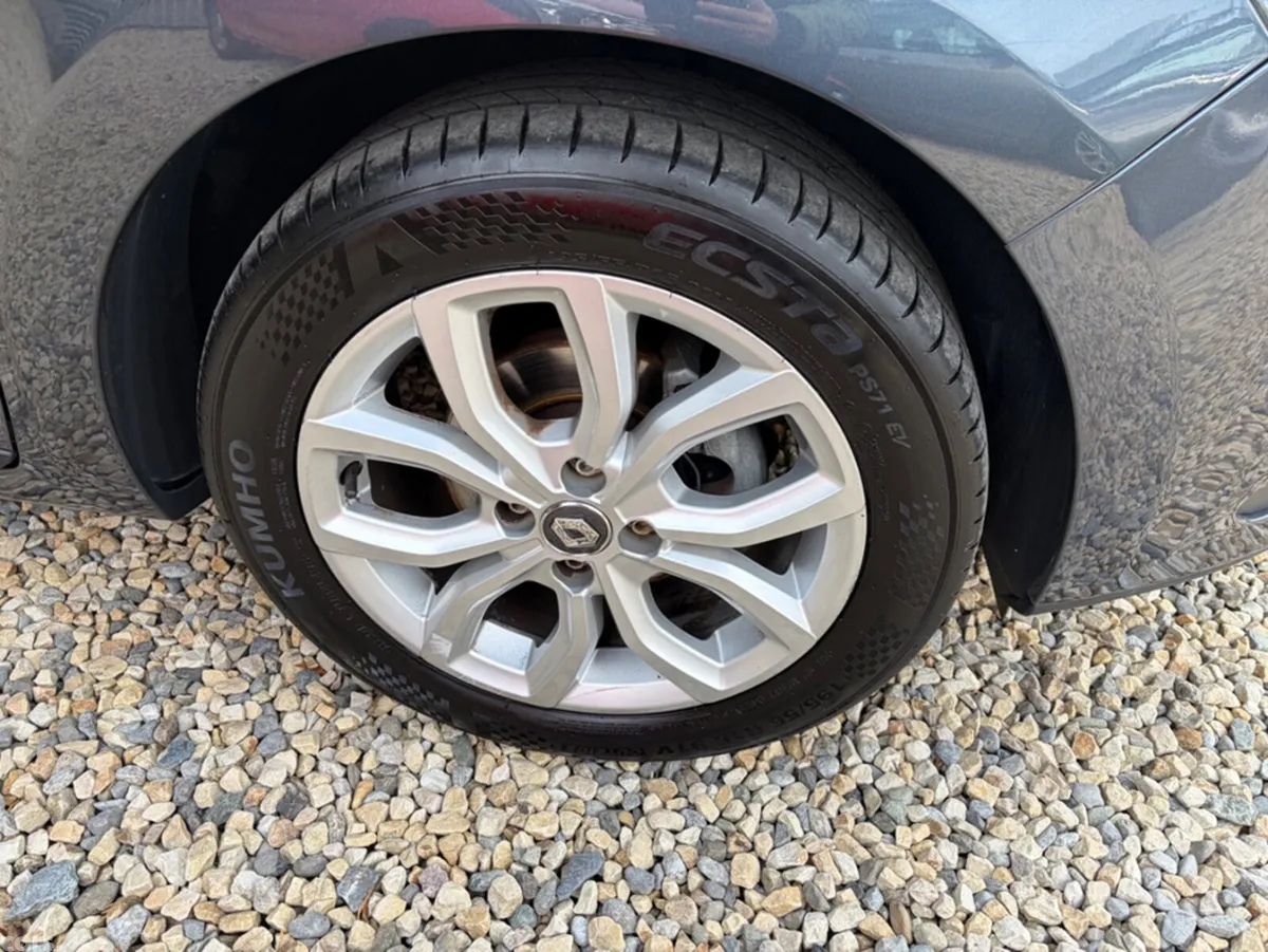 Renault Clio Hatchback, Petrol, 2019, Grey