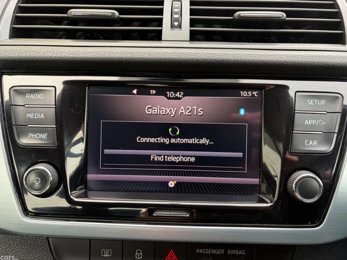 Skoda Fabia Hatchback, Petrol, 2019, Grey