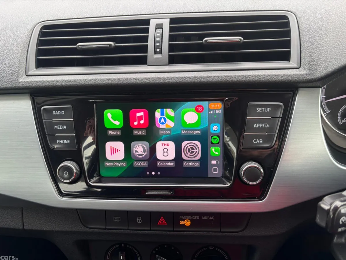 Skoda Fabia Hatchback, Petrol, 2019, Grey