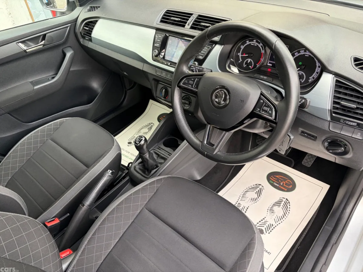 Skoda Fabia Hatchback, Petrol, 2019, Grey
