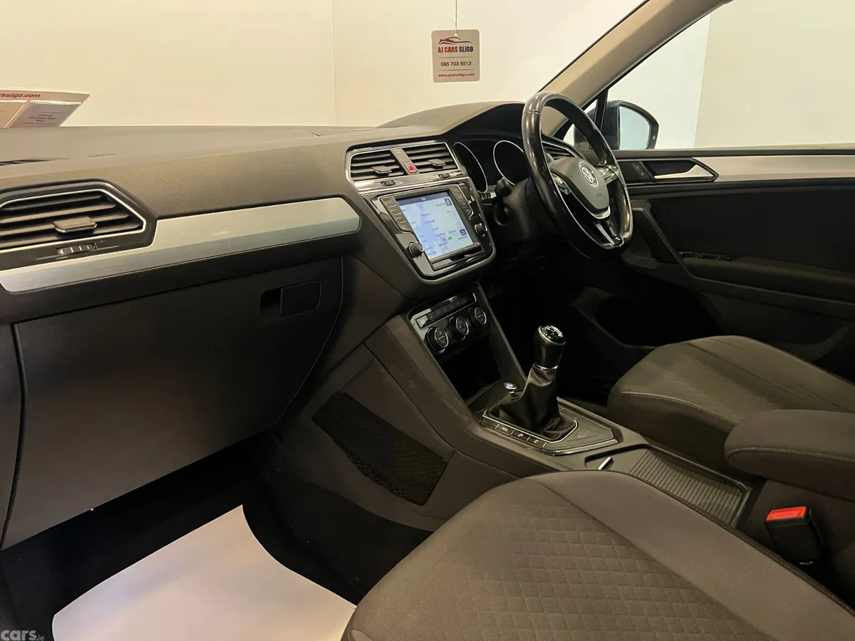 Volkswagen Tiguan SUV, Diesel, 2017, Blue