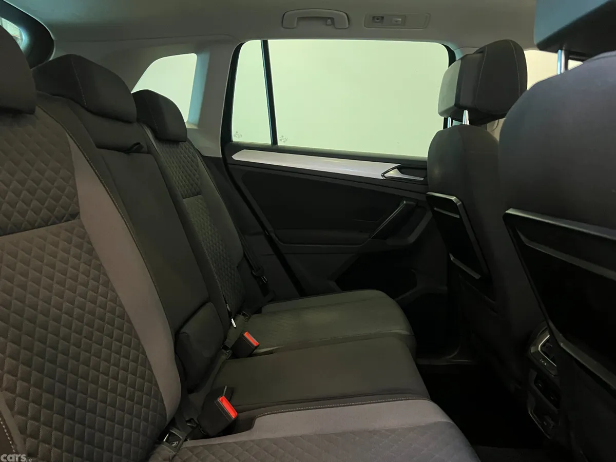Volkswagen Tiguan SUV, Diesel, 2017, Blue