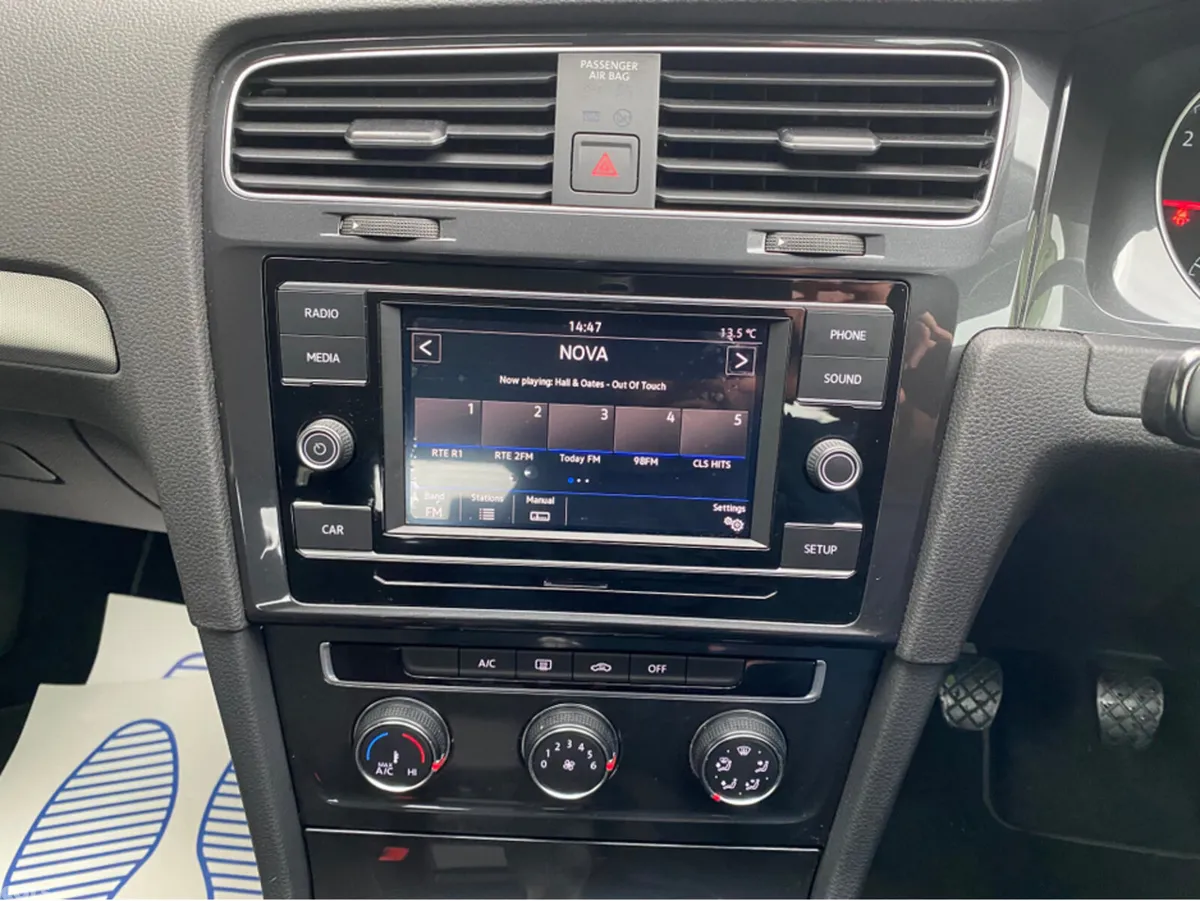 Volkswagen Golf Hatchback, Diesel, 2019, White