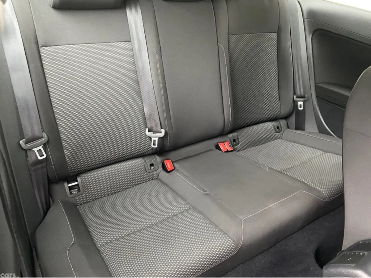 Volkswagen Golf Hatchback, Diesel, 2019, White