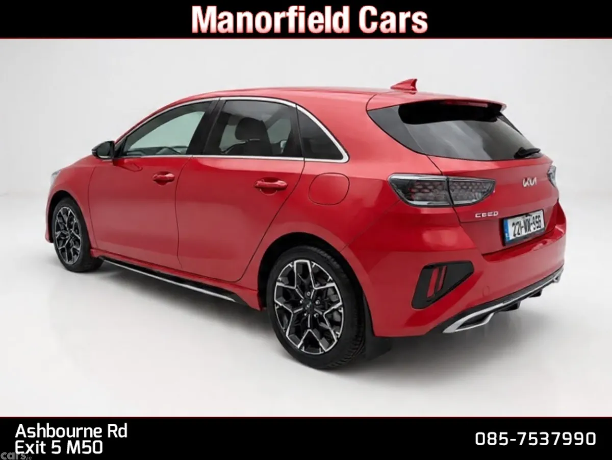Kia Ceed Hatchback, Petrol, 2022, Red