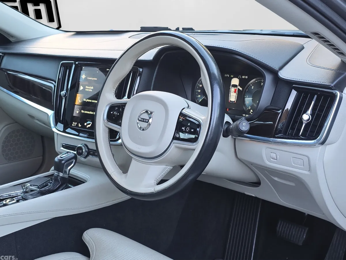 Volvo V90 Estate, Diesel, 2021, Grey