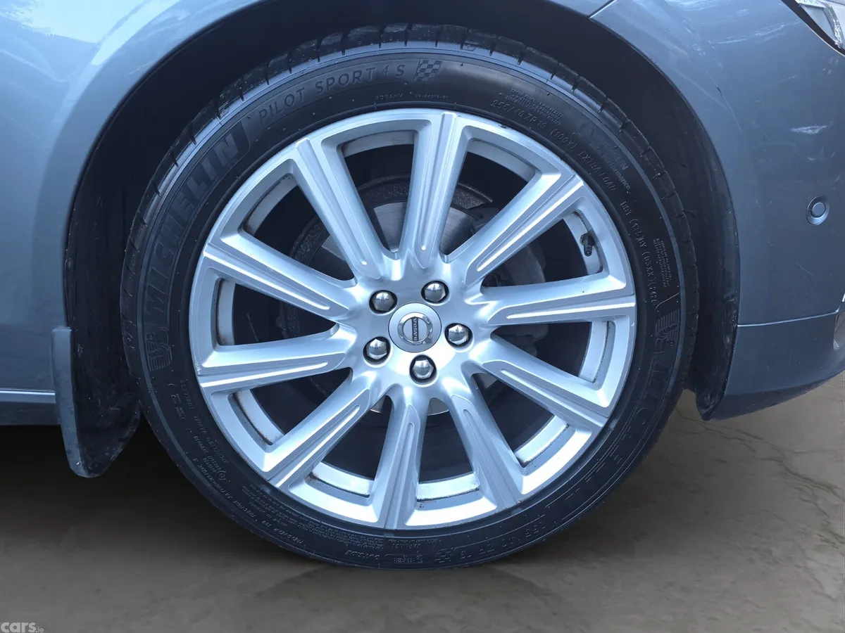 Volvo V90 Estate, Diesel, 2021, Grey
