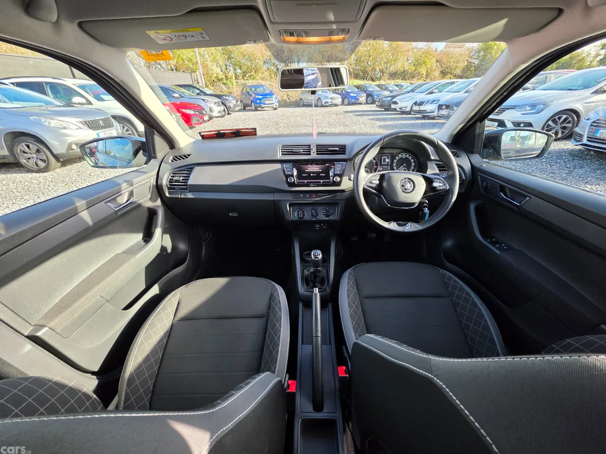 Skoda Fabia Hatchback, Petrol, 2021, Black