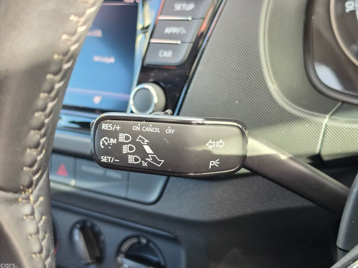 Skoda Fabia Hatchback, Petrol, 2021, Black