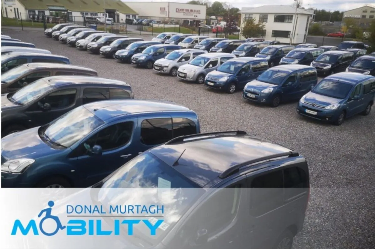 Volkswagen Transporter MPV, Diesel, 2021, Black