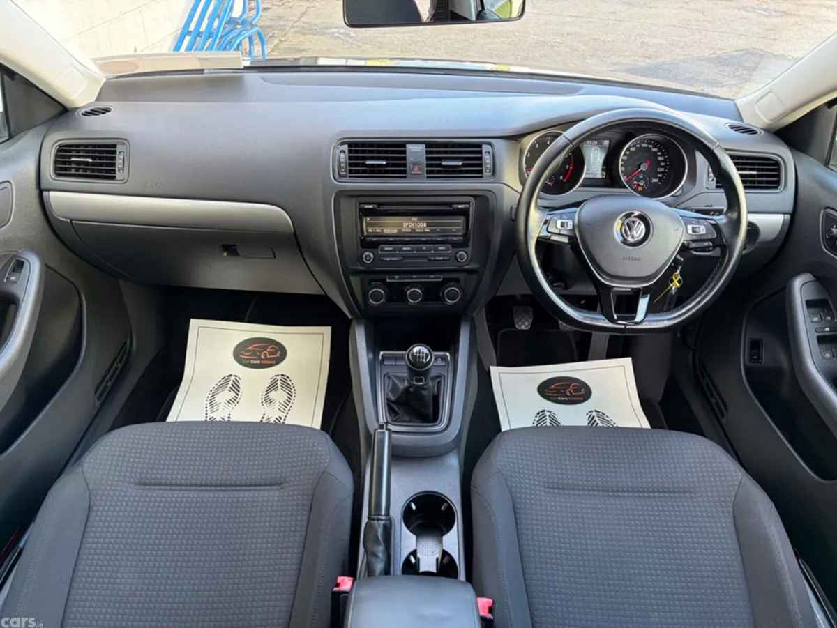 Volkswagen Jetta Saloon, Petrol, 2016, Black