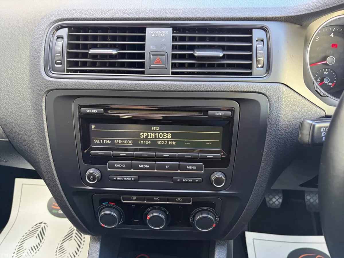 Volkswagen Jetta Saloon, Petrol, 2016, Black