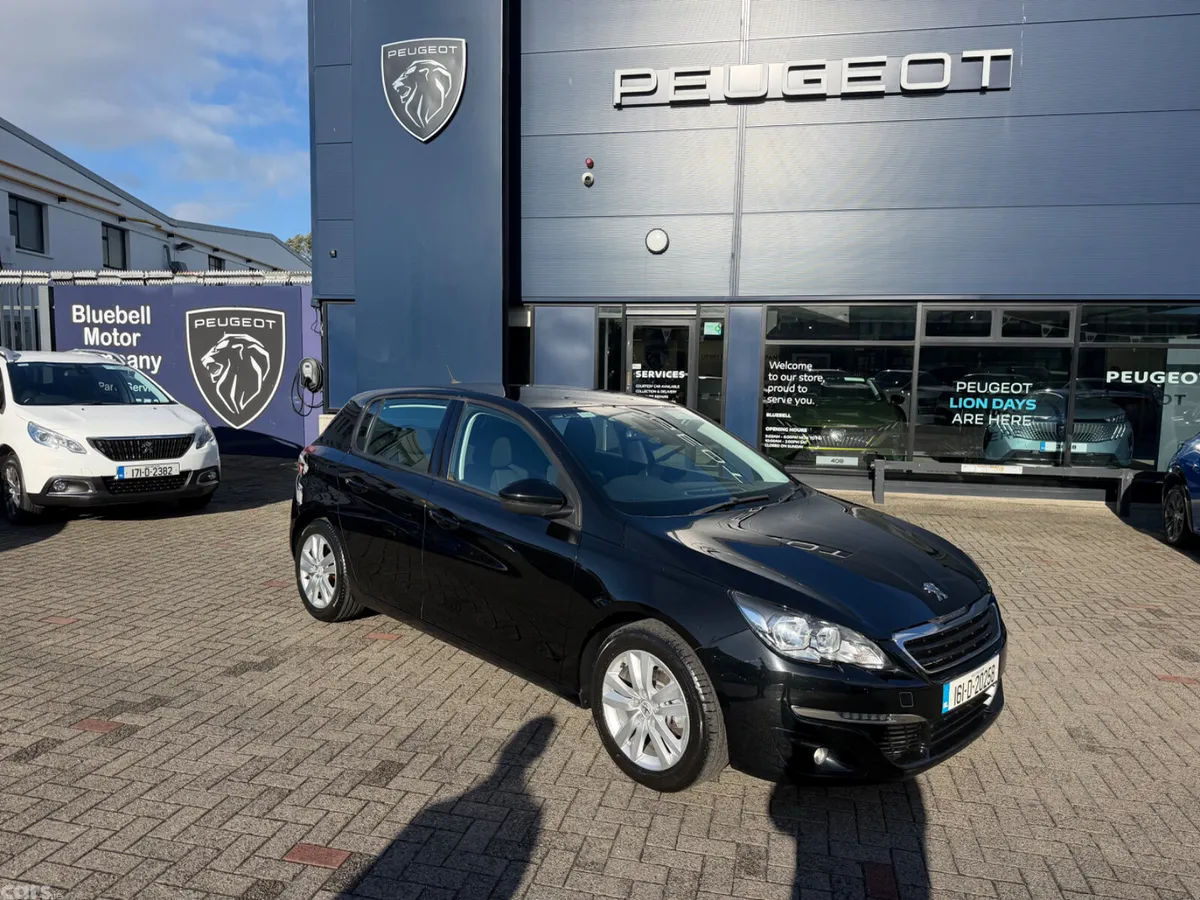 Peugeot 308 Hatchback, Petrol, 2016, Black