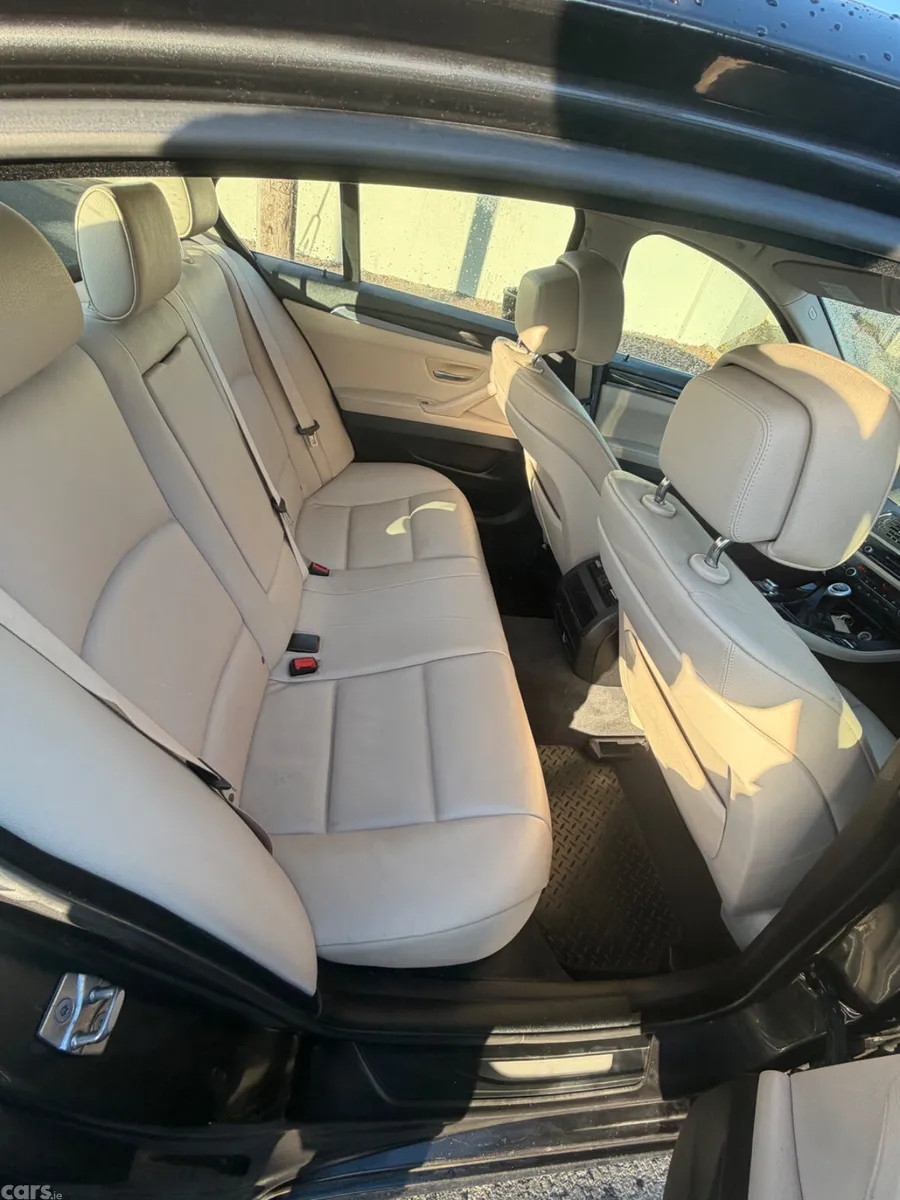 BMW 5-Series Saloon, Diesel, 2012, Grey