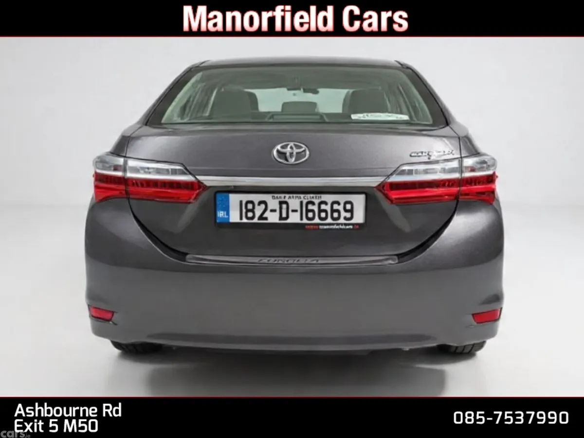 Toyota Corolla Saloon, Petrol, 2018, Grey