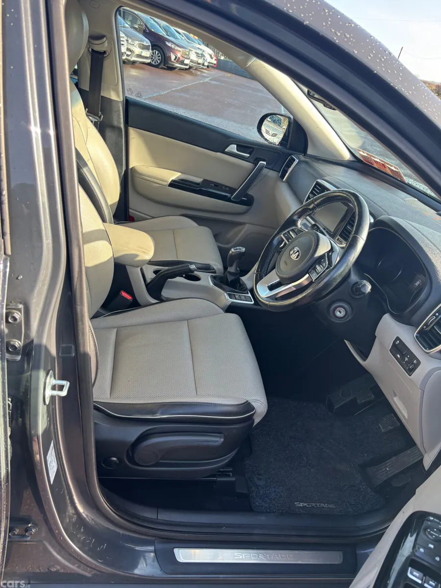 Kia Sportage SUV, Diesel, 2019, Grey