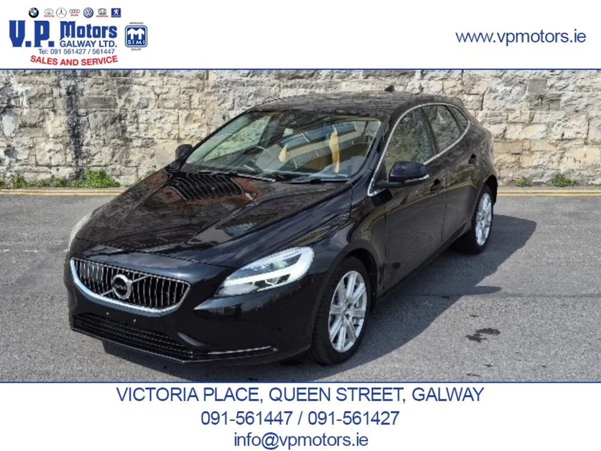 Volvo V40 Hatchback, Petrol, 2020, Black