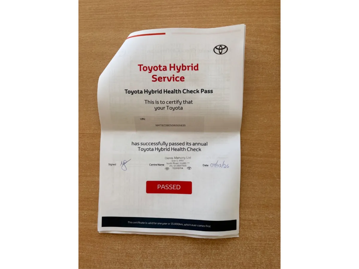 Toyota Corolla Saloon, Petrol Hybrid, 2019, Green