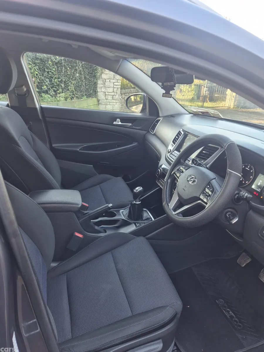Hyundai Tucson SUV, Diesel, 2017, Grey