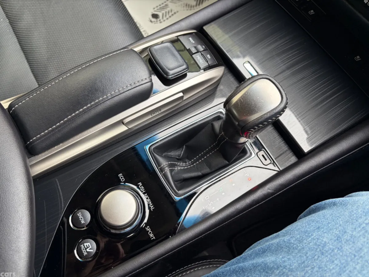 Lexus GS Saloon, Petrol Hybrid, 2016, Grey