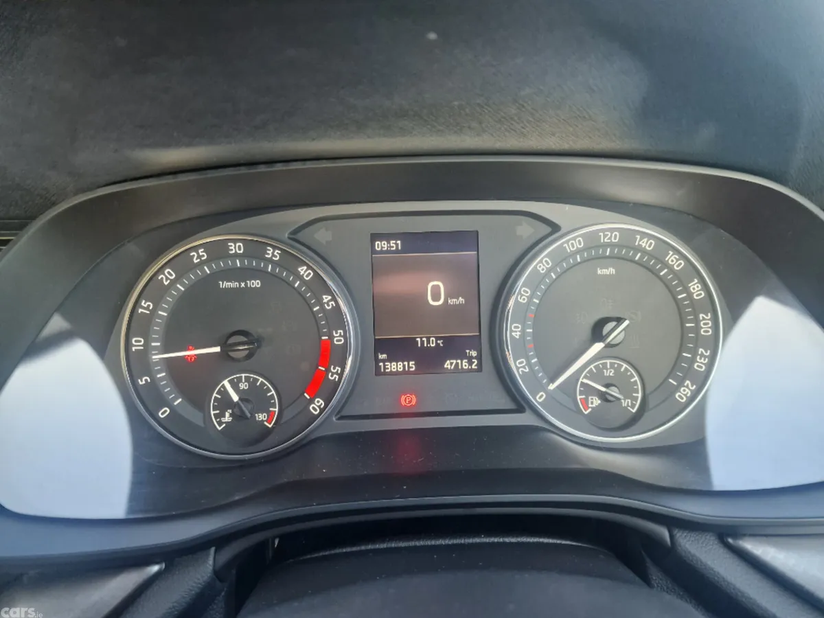 Skoda Octavia Saloon, Diesel, 2022, Black