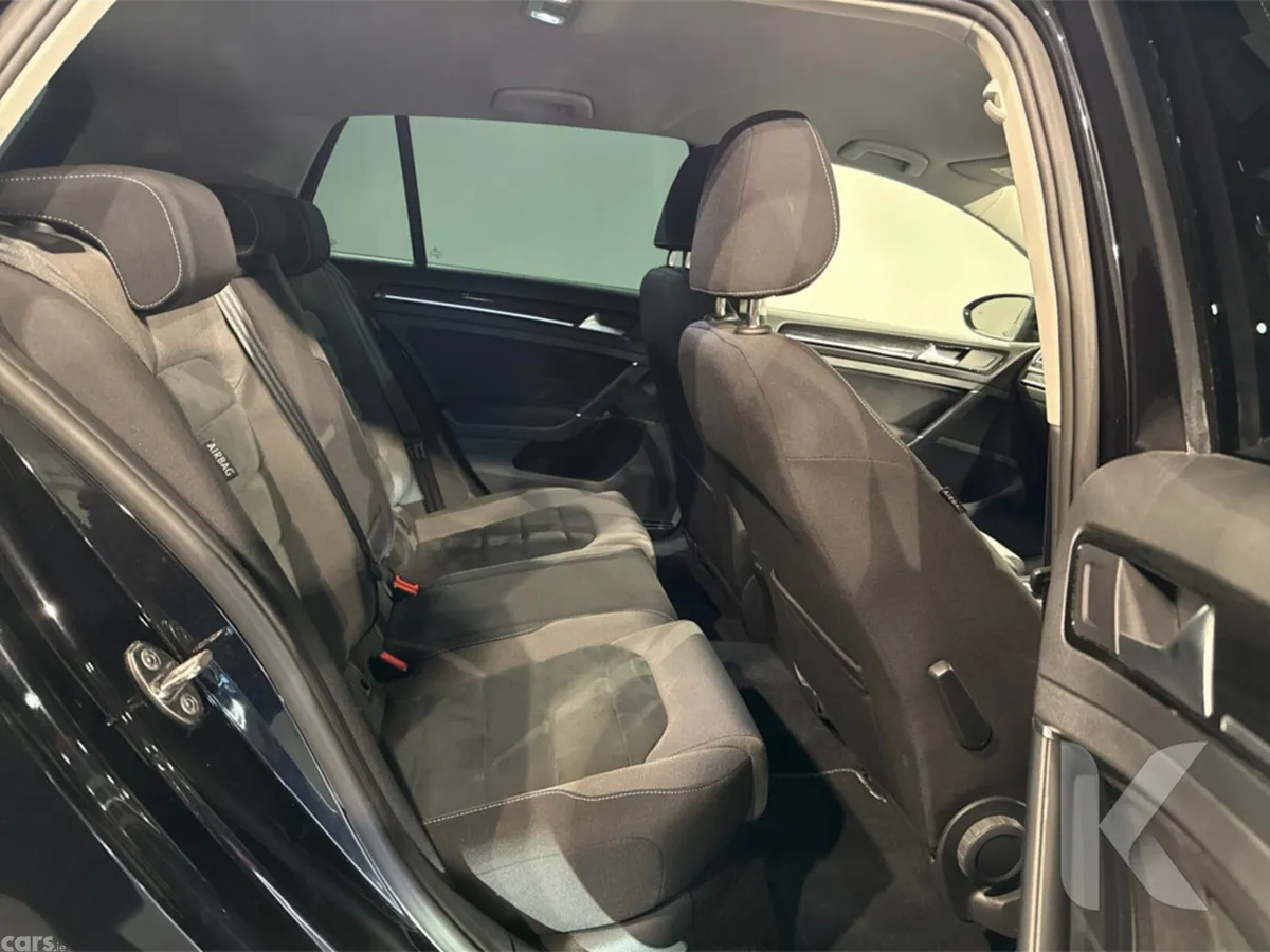 Volkswagen Golf Hatchback, Petrol, 2018, Black