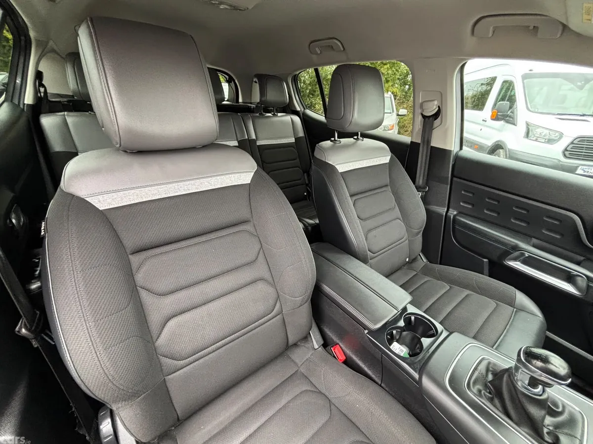Citroen C5 Aircross MPV, Diesel, 2022, Grey