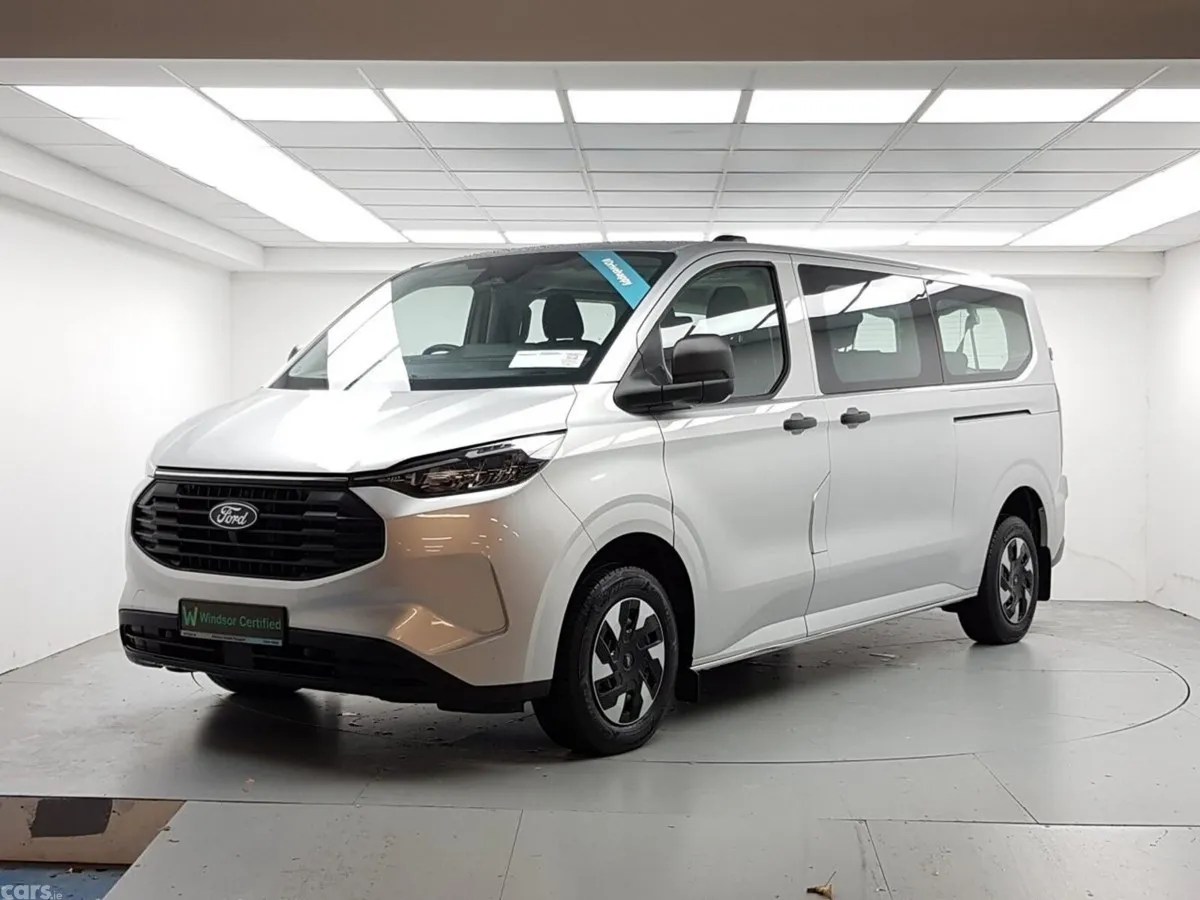 Ford Transit Custom MPV, Petrol Plug-in Hybrid, 2026, Grey
